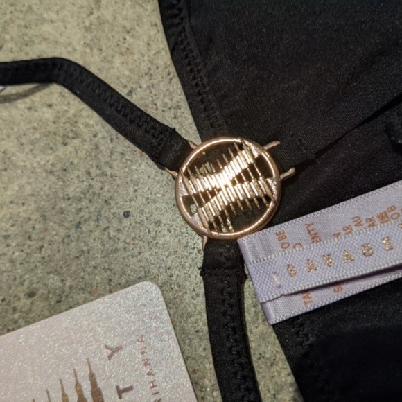 Rihanna Fenty lingerie set - Picture 5 of 5